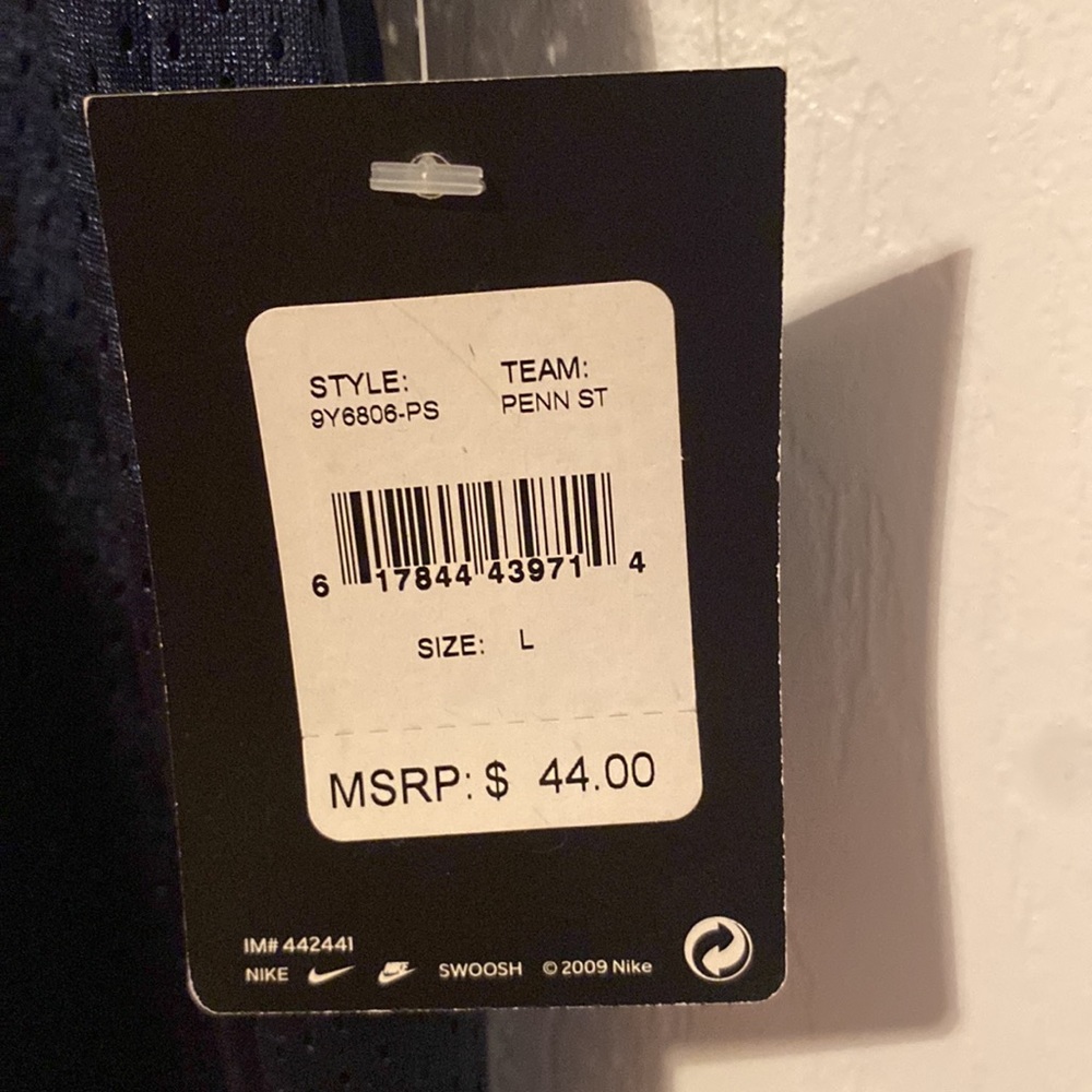 NWT Nike Penn State jersey youth,  L (16/18) tags attached, brand new retail $44 - Picture 3 of 6